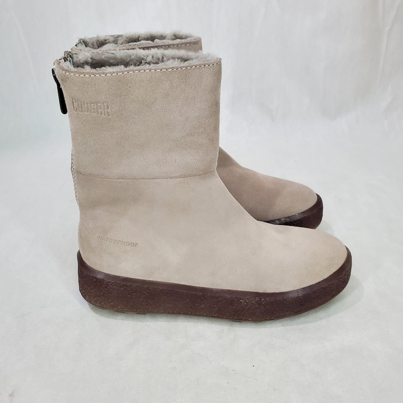 New Free People x Cougar Taupe Suede Leather Cozy Boots Sheep Shearling SZ 9 - Picture 11 of 16